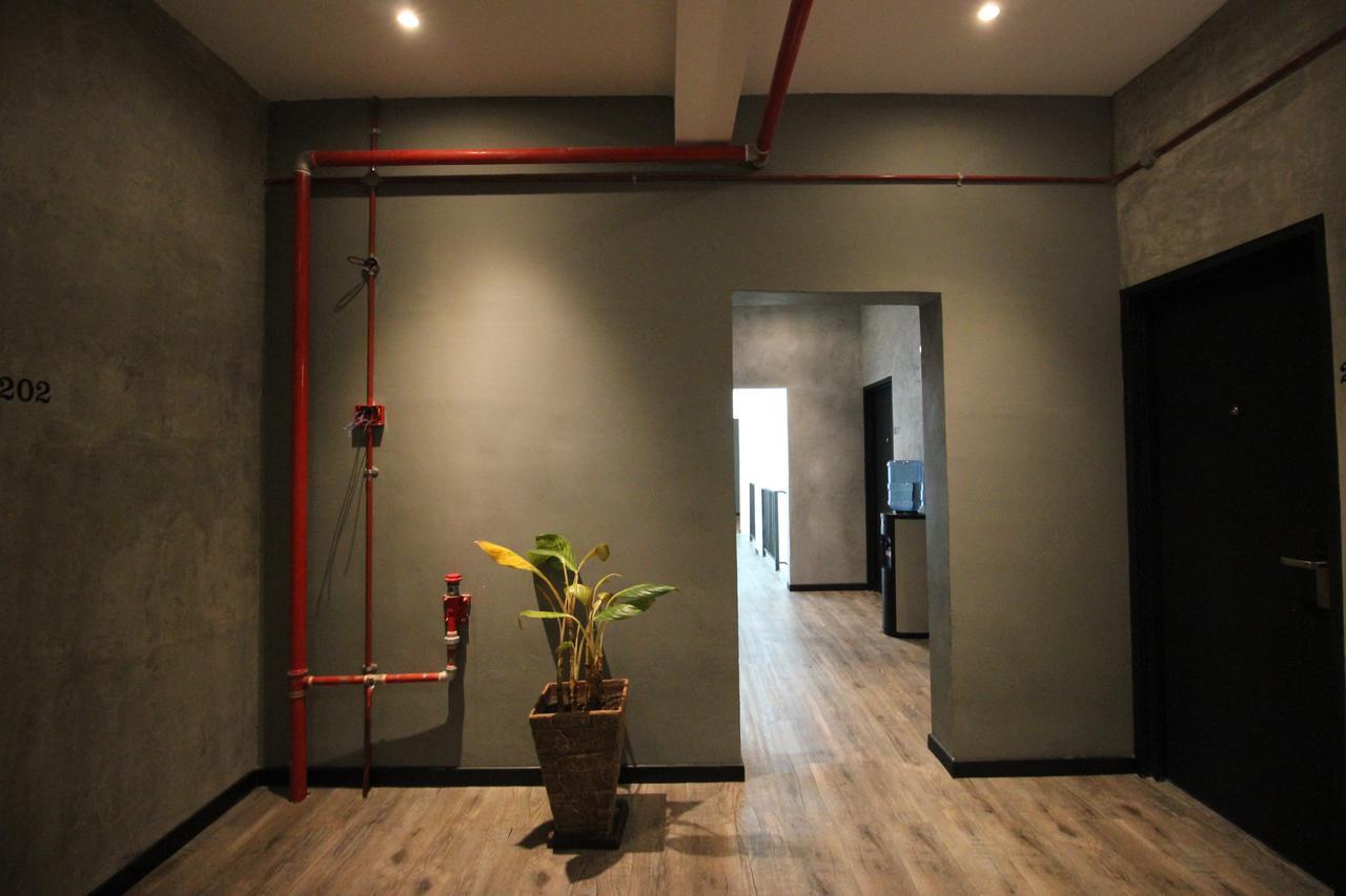 68 Boutique Hotel Sitiawan Bagian luar foto