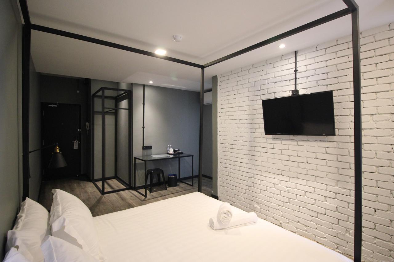 68 Boutique Hotel Sitiawan Bagian luar foto